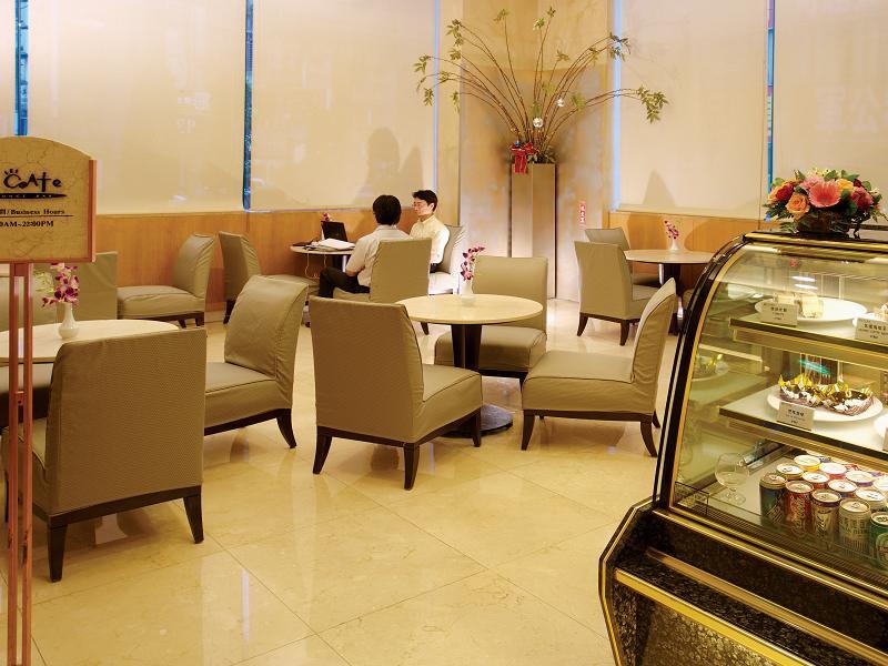 Chateau De Chine Hotel Таоуан Екстериор снимка