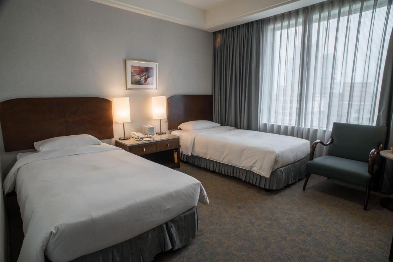 Chateau De Chine Hotel Таоуан Екстериор снимка